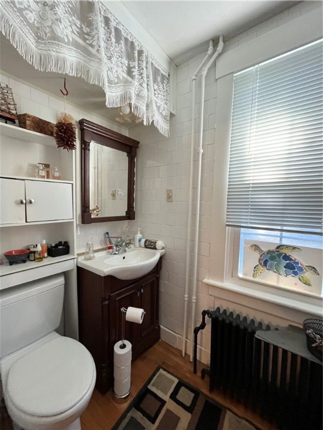 1 9 Covell Street, For Rent in Newport Zoocasa