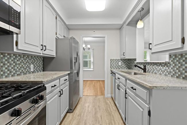 1428 Larkmoor Blvd, House other with 3 bedrooms, 3 bathrooms and null parking in Berkley MI | Image 10