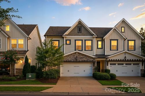 521 Belton St, Charlotte, NC, 28209-1834 | Card Image