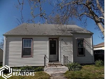 208 W Filmore Street, Home with 2 bedrooms, 1 bathrooms and 1 parking in Afton IA | Image 1