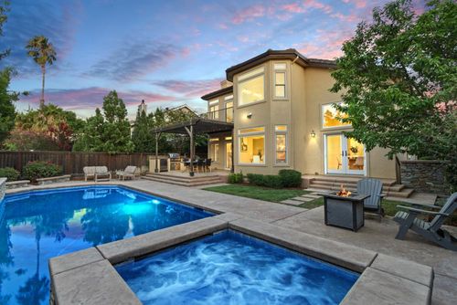 331 Sandpiper Dr, Davis, CA, 95616-7538 | Card Image