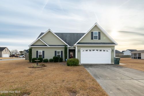 107 Pinyon Ln, Ayden, NC, 28513-8001 | Card Image