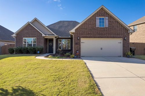 1471 Stonewater Dr, Cullman, AL, 35055-1107 | Card Image