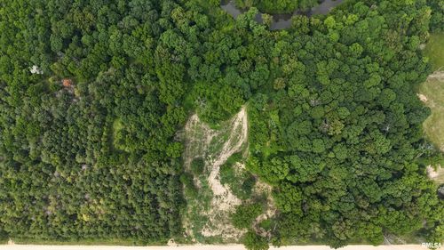 4456 115th St, Clinton, IA, 52732-8704 | Card Image