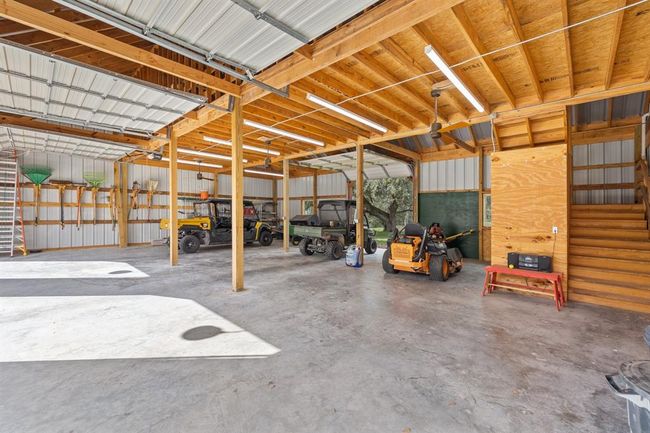 1585 Round Top Rd, Home with 6 bedrooms, 7 bathrooms and null parking in Round Top TX | Image 26