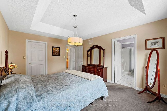 1047 Interlake Dr, House other with 5 bedrooms, 3 bathrooms and 4 parking in Oshawa ON | Image 23