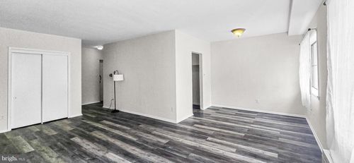 apt-102-5111 8th Rd S, ARLINGTON, VA, 22204-2817 | Card Image