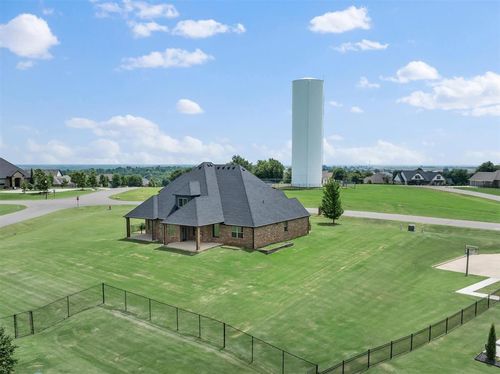 3573 Riverfront Dr, Newcastle, OK, 73065-6615 | Card Image