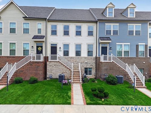 17976 Spotted Oak Rd, Dumfries, VA, 22026-2942 | Card Image