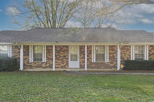 719 S Evans Rd, Pine Bluff, AR, 71602-9427 | Card Image
