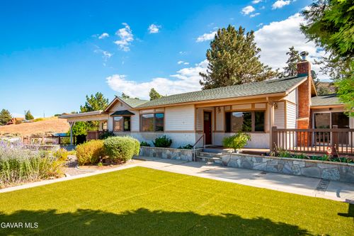 w-40140 97th St W, Leona Valley, CA, 93551-7337 | Card Image