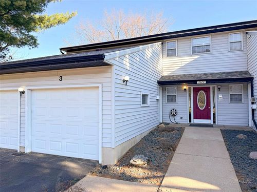 apt-3-3320 Woodside Ter, Altoona, WI, 54720-1081 | Card Image