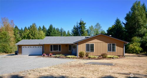 14638 Lawrence Lake Rd Se, Yelm, WA, 98597-9073 | Card Image