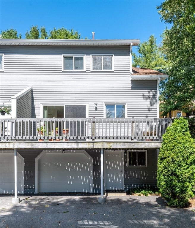 Whalers Ln, Salem, MA 01970