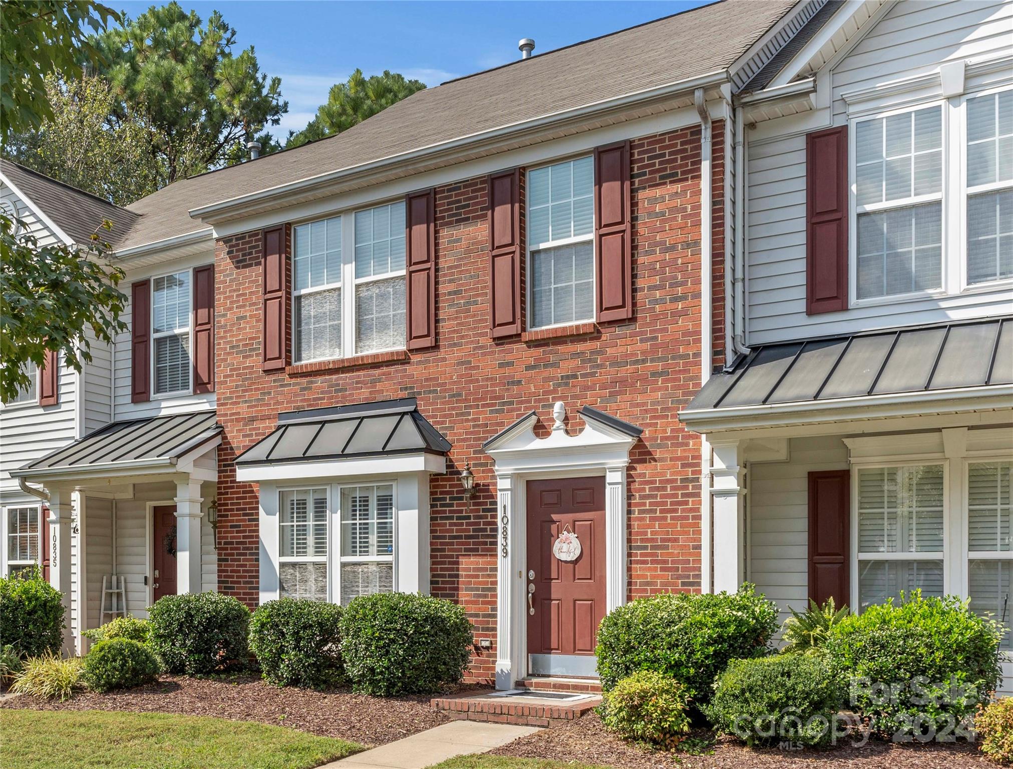 Garden Oaks Ln, Charlotte, NC 28273