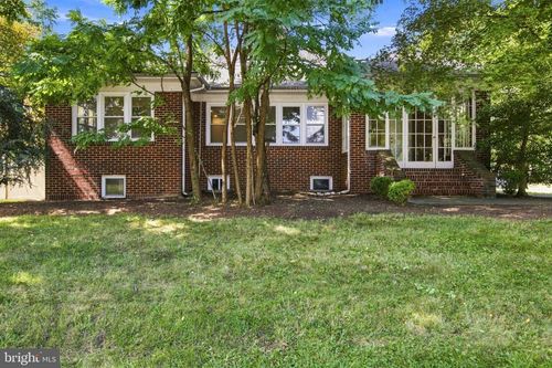 133 Warrenville Road, GREEN BROOK TWP, NJ, 08812 | Card Image