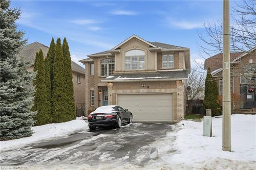 66 Suffolk St, Ancaster, ON, L9K1M9 | Card Image