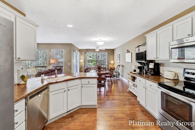Kitchen | Image 17