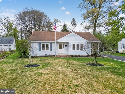 747 N Chubb Dr, DOYLESTOWN, PA, 18901-4545 | Card Image