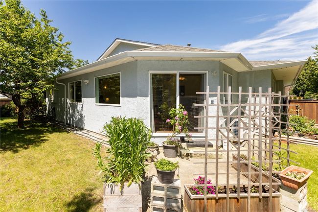 11 - 595 Evergreen Rd, Townhouse with 2 bedrooms, 2 bathrooms and 13 parking in Campbell River BC | Image 34