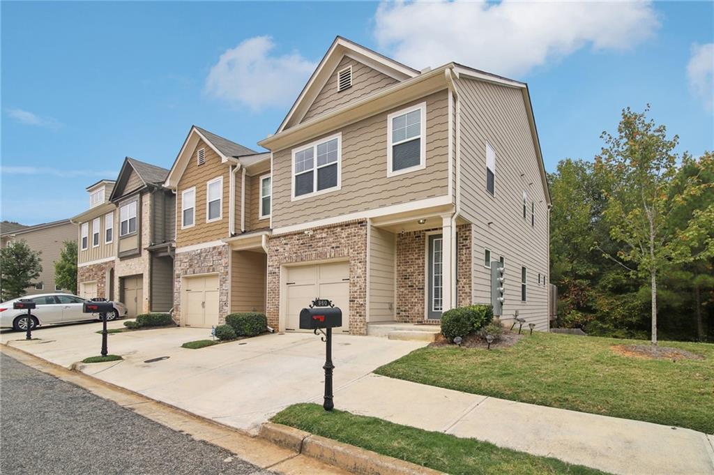 Belfry Ter, Fairburn, GA 30213