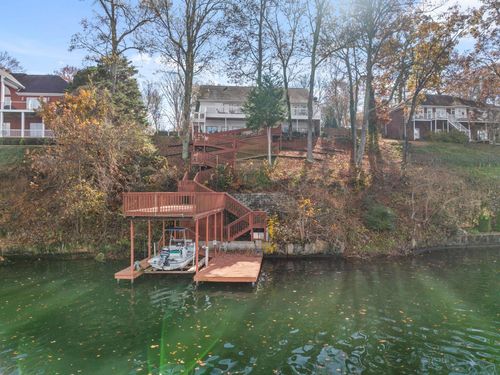 196 Beardsley Ct, Muscle Shoals, AL, 35661-1079 | Card Image