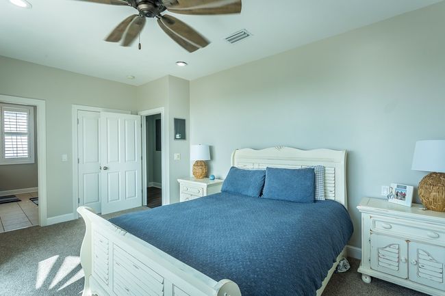 1637 Wayfarers Ct, House other with 4 bedrooms, 4 bathrooms and 4 parking in St. George Island FL | Image 29