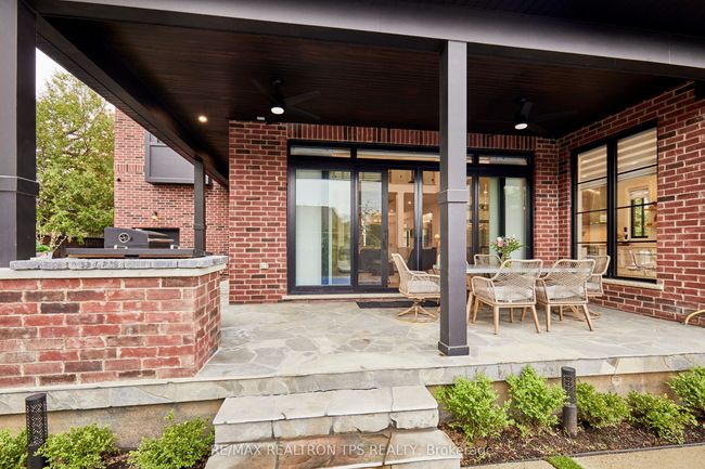35 Heber Down Cres, House other with 5 bedrooms, 5 bathrooms and 6 parking in Whitby ON | Image 46