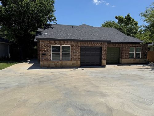 221 San Angelo Ave, Benbrook, TX, 76126-2528 | Card Image