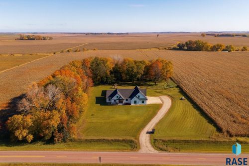 46736 306th St Street, Beresford, SD, 57004 | Card Image