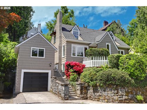 2665 Sw Brae Mar Ct, Portland, OR, 97201-2202 | Card Image