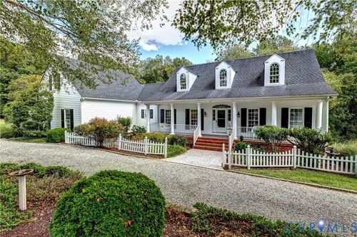 5 Red Fox Rd, Manakin Sabot, VA, 23103-2810 | Card Image