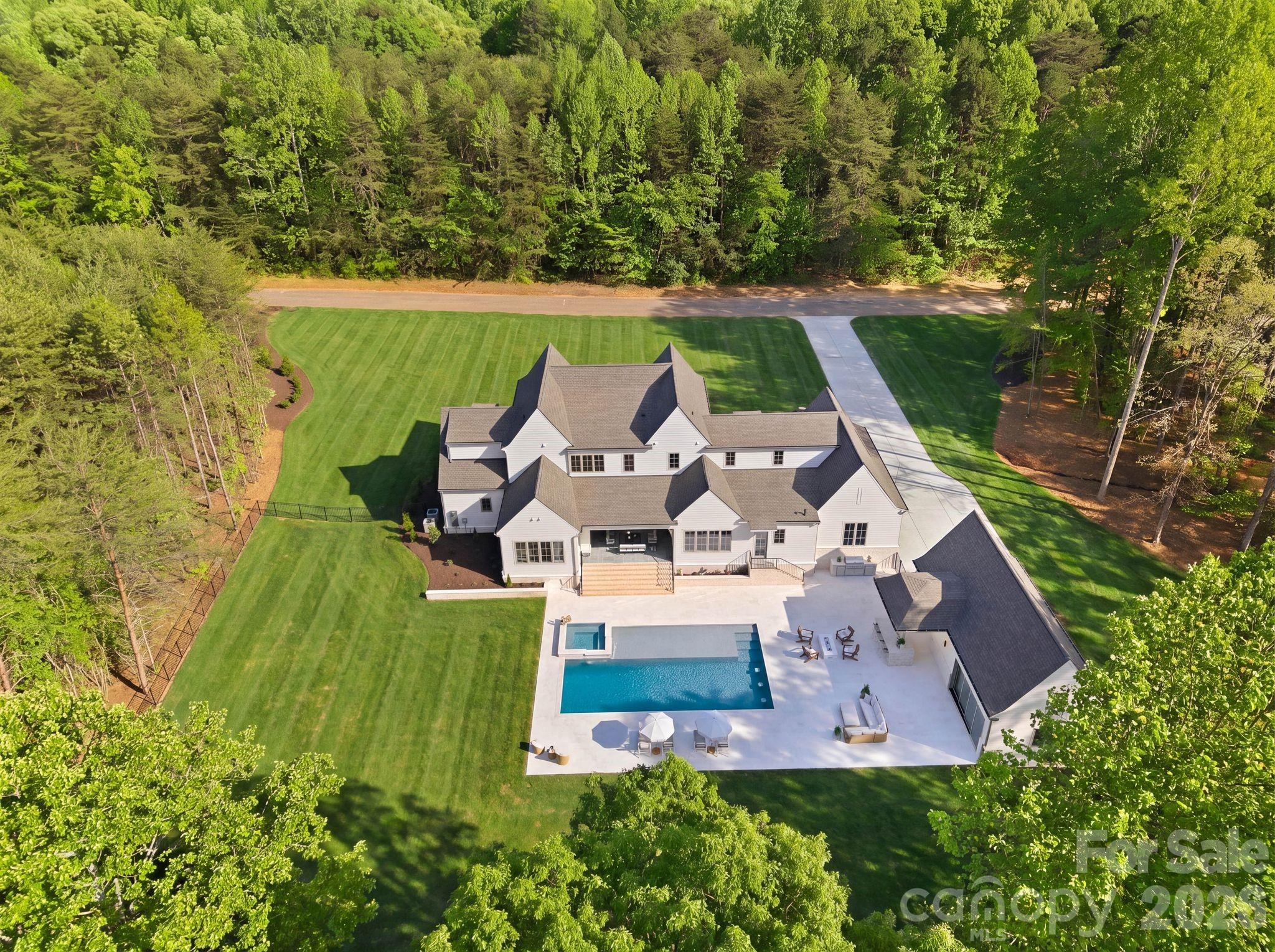 Residential in Davidson 4