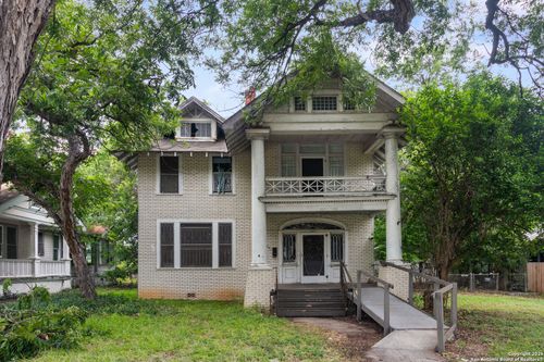 225 Wilkens Ave, San Antonio, TX, 78210-3823 | Card Image