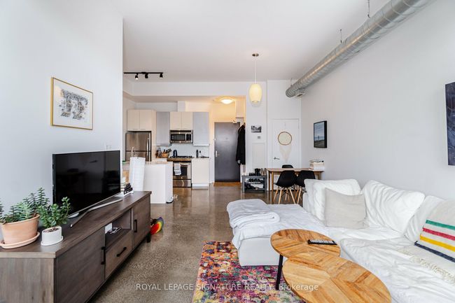 502 - 52 Sumach St, Condo with 1 bedrooms, 1 bathrooms and null parking in Toronto ON | Image 18
