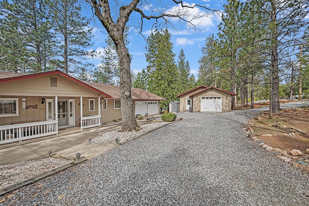 Residential in Pine Grove
