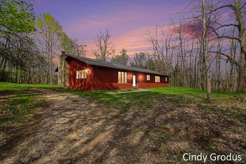 2903 106th Avenue, Trowbridge Township, MI, 49010 | Card Image