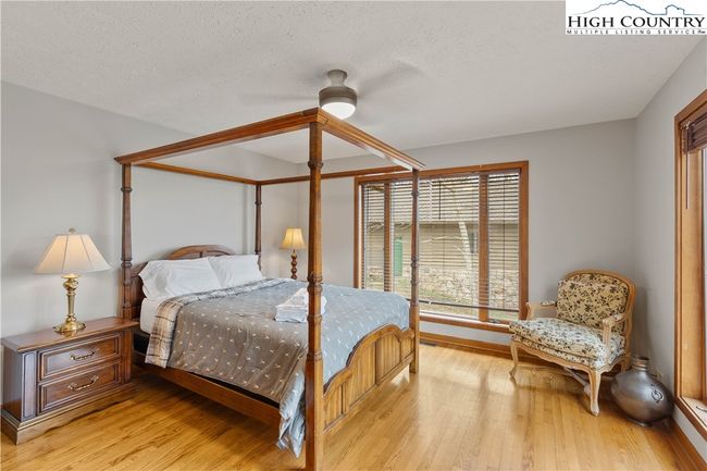 126 Rock Ledge Ln, House other with 5 bedrooms, 5 bathrooms and null parking in Sugar Mountain NC | Image 11