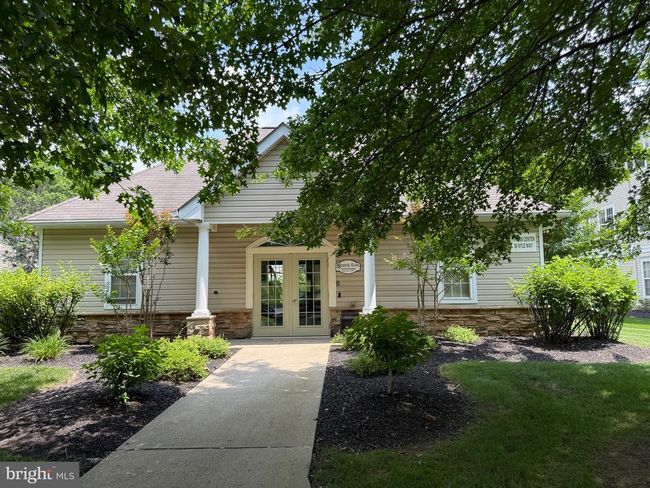 76 Kyle Way, Condo with 2 bedrooms, 2 bathrooms and null parking in Ewing NJ | Image 37