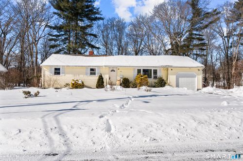 33 Hilton Dr, East Hartford, CT, 06118-2347 | Card Image