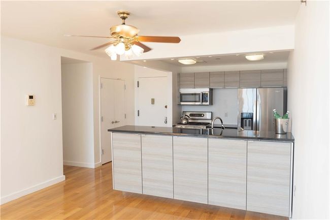 APT-6I - 91-16 Shore Front Pkwy, Condo with 2 bedrooms, 1 bathrooms and null parking in Rockaway Beach NY | Image 5