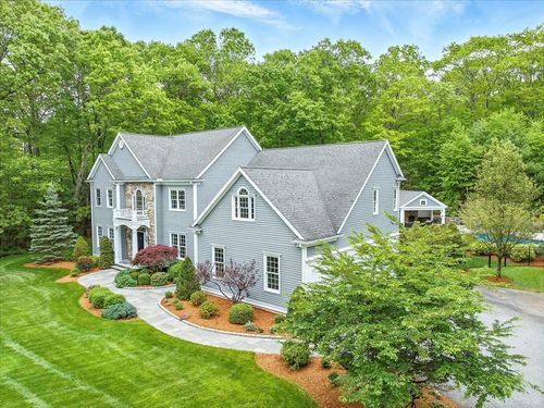 19 Juniper Rd, Upton, MA, 01568-1480 | Card Image