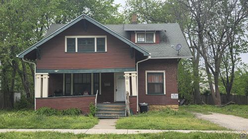 1117 Sw Horne St, Topeka, KS, 66604-1302 | Card Image