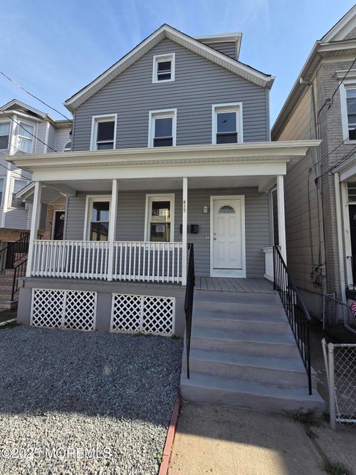 216 Delaware St, Elizabethport, NJ, 07206-1591 | Card Image