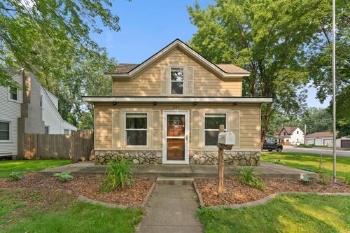 201 8th Ave S, Princeton, MN, 55371-1718 | Card Image