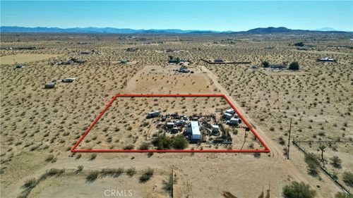 1825 Noble Way, Landers, CA, 92285 | Card Image