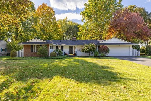 191 Henderson Dr, Penfield, NY, 14526-1537 | Card Image