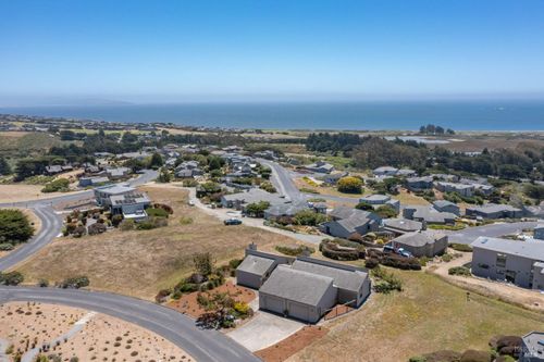 2025 Dubloon Ct, Bodega Bay, CA, 94923 | Card Image