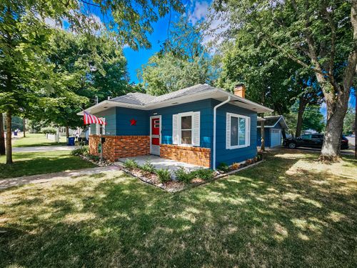 58 Salem St, Hillsdale, MI, 49242-1344 | Card Image