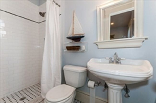 APT-1 - 2 Termine Ave, Condo with 2 bedrooms, 2 bathrooms and null parking in Boston MA | Image 13